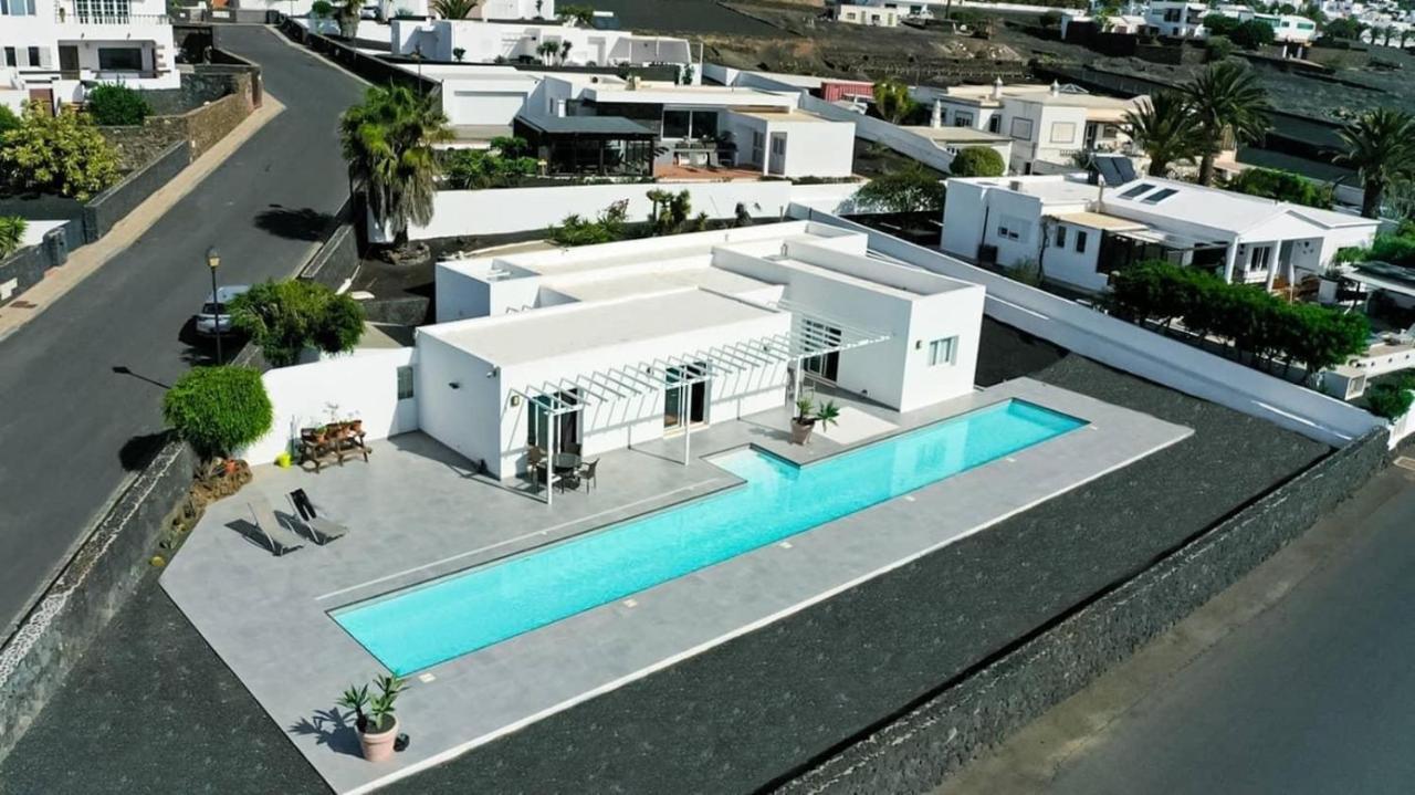 Villa Casa Conil With A Private 25 Meter Heated Pool Extérieur photo